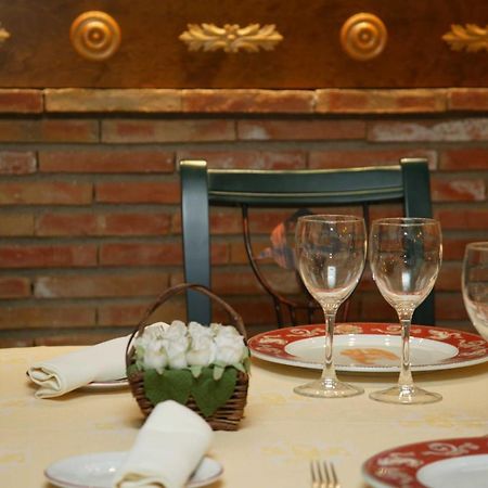 El Patio Otel La Almunia de Doña Godina Dış mekan fotoğraf