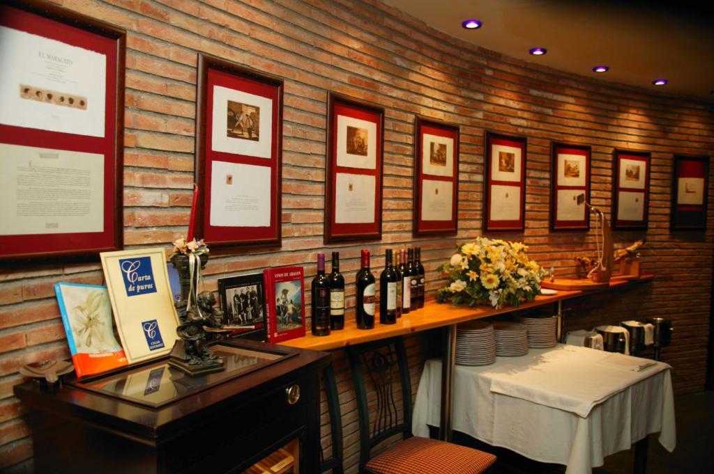 El Patio Otel La Almunia de Doña Godina Dış mekan fotoğraf